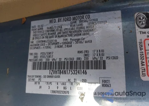 2007 Ford Mustang V6 Deluxe/V6 Premium z USA, uszkodzony, nr VIN 1ZVHT84N175324146